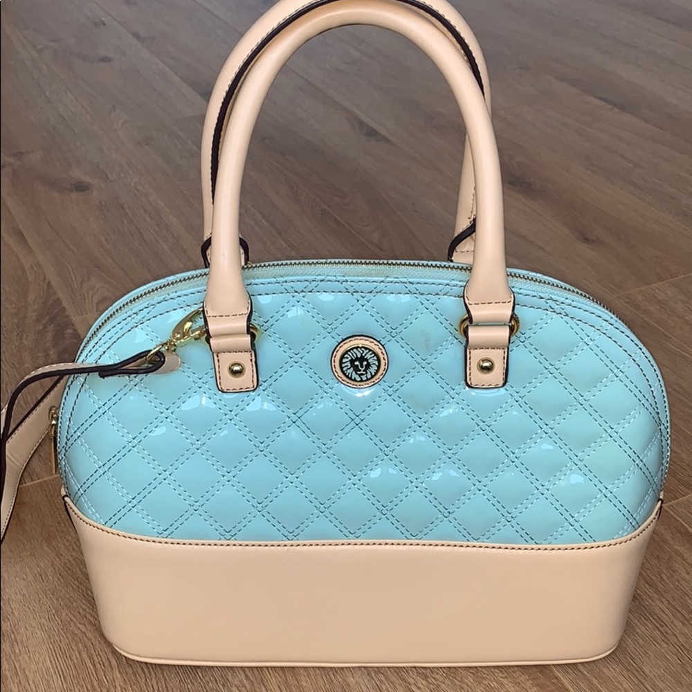 Gorgeous Anne Klein Hand Bag/ Shoulder Bag With Crossbody Strap